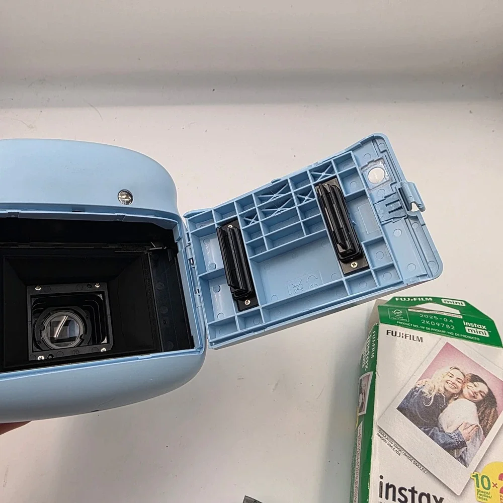 Fujifilm Instax Mini 7+ Instant Film Camera Light Blue with 20 Exposures Film A1